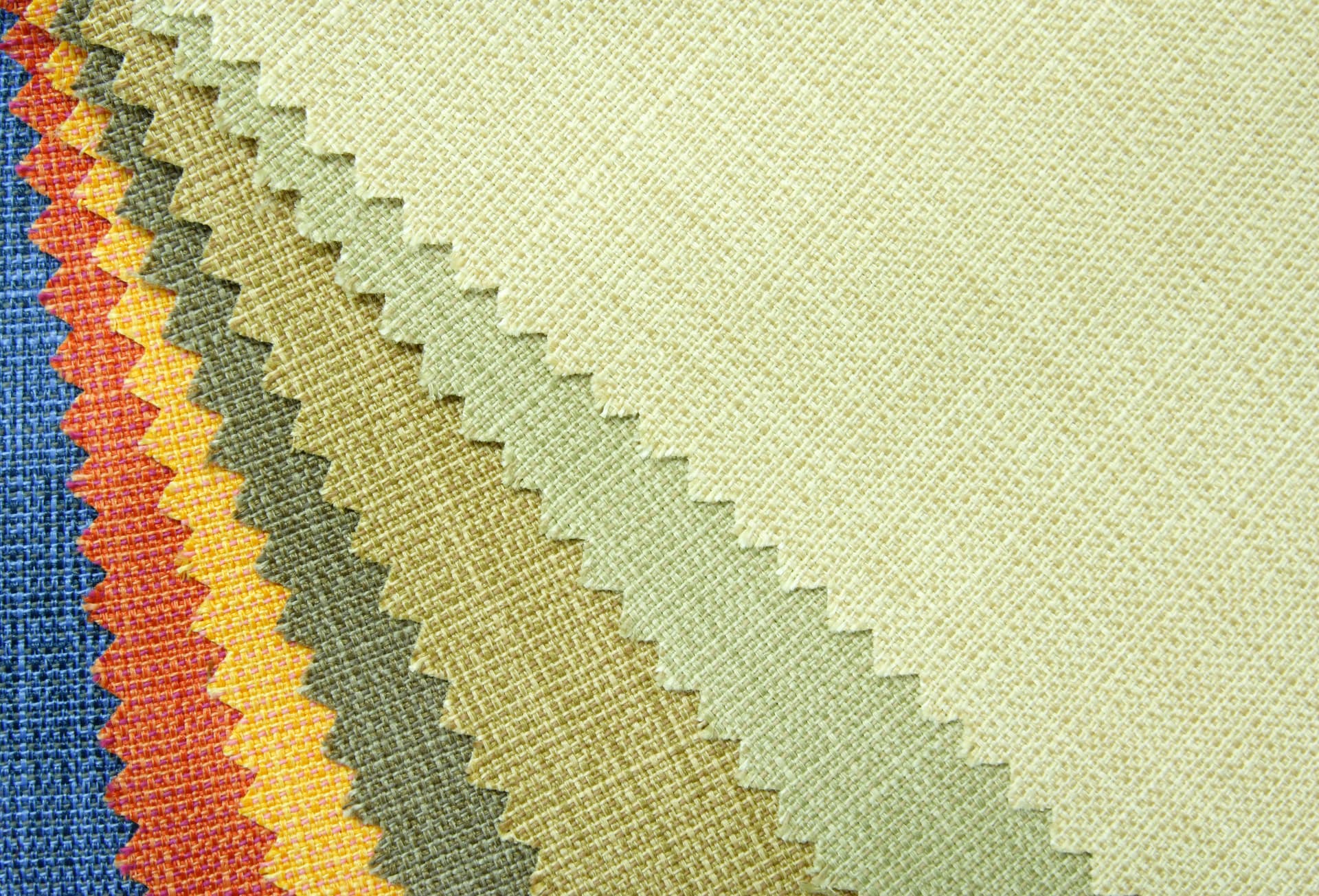 Top 2025 Trends in Sustainable Fashion